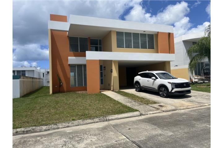 Calle Principal Luquillo 00773 PR