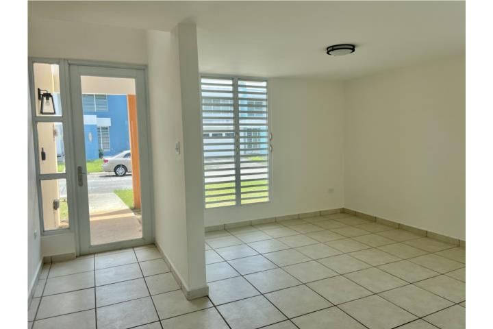 Calle Principal Luquillo 00773 PR