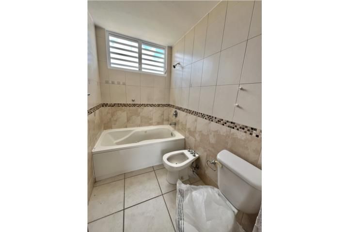 Calle Principal Luquillo 00773 PR