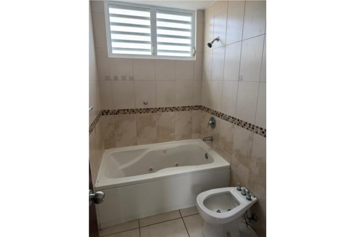 Calle Principal Luquillo 00773 PR