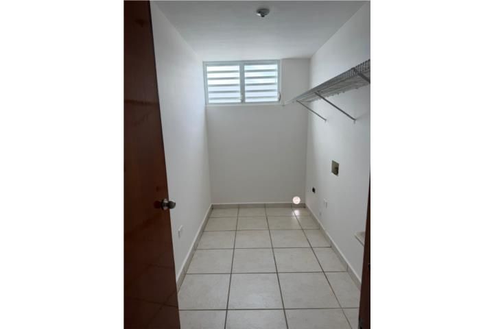 Calle Principal Luquillo 00773 PR