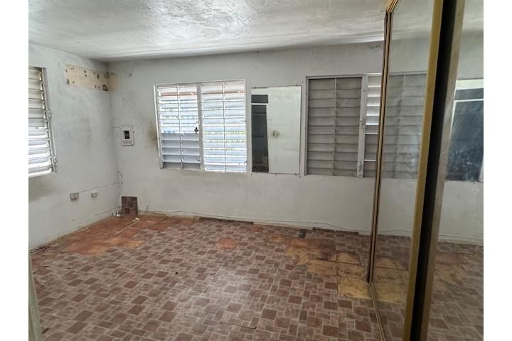 Bairoa Caguas 00725 PR