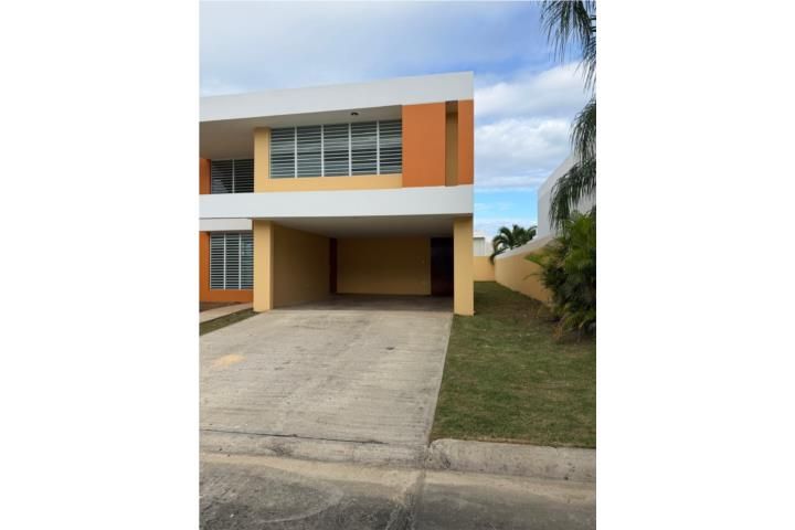 Calle Principal Luquillo 00773 PR