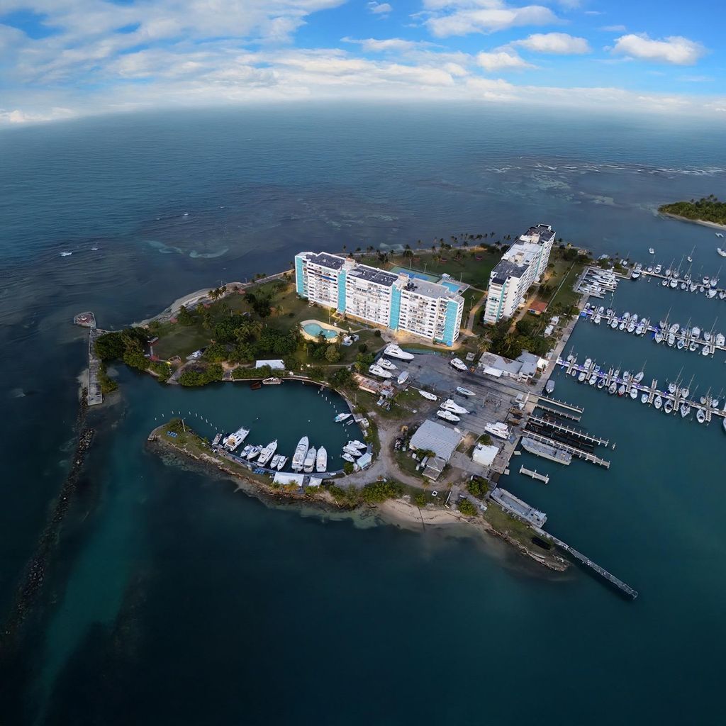 6 C, Condominio Isleta Marina Ii Fajardo 00738 PR