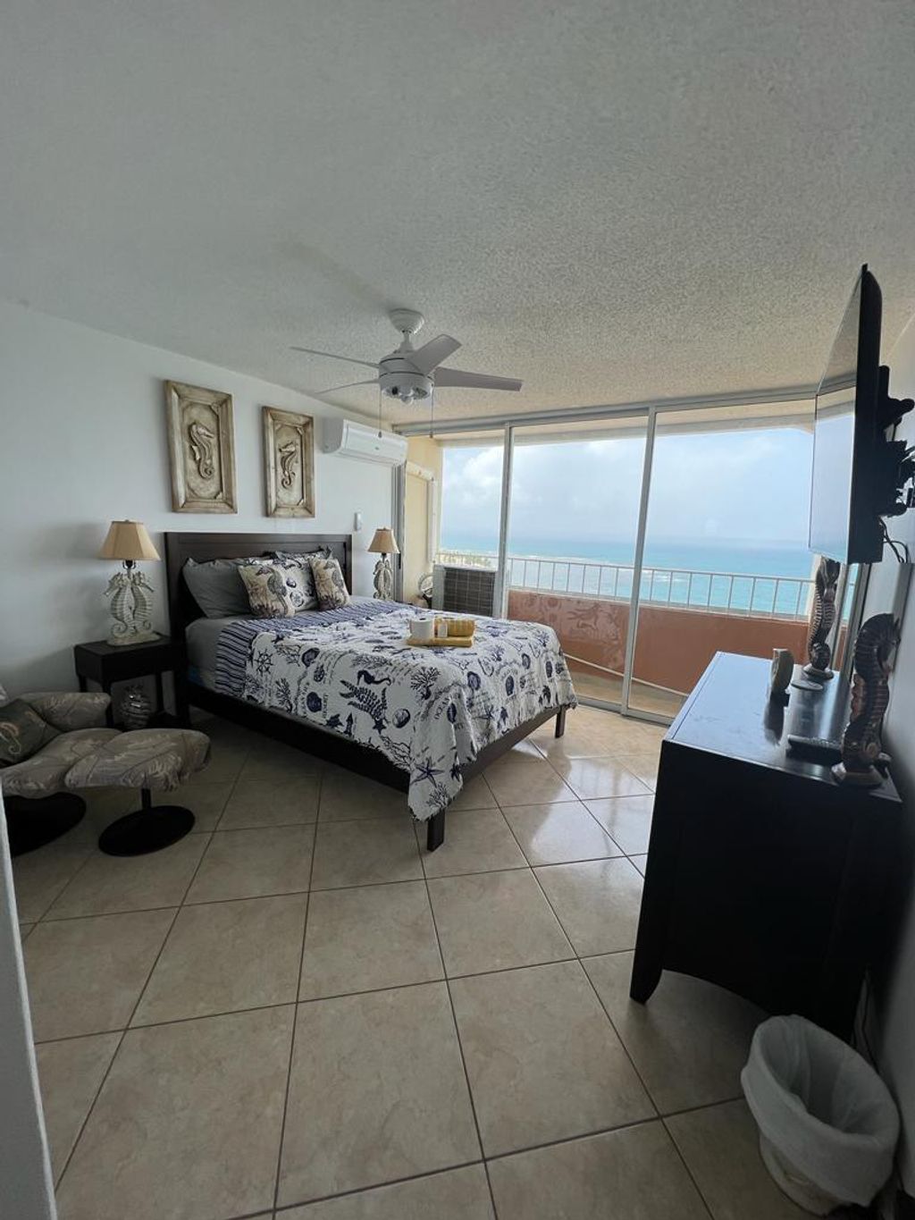 2205, Cond. Playa Azul Torre 1 Luquillo 00773 PR