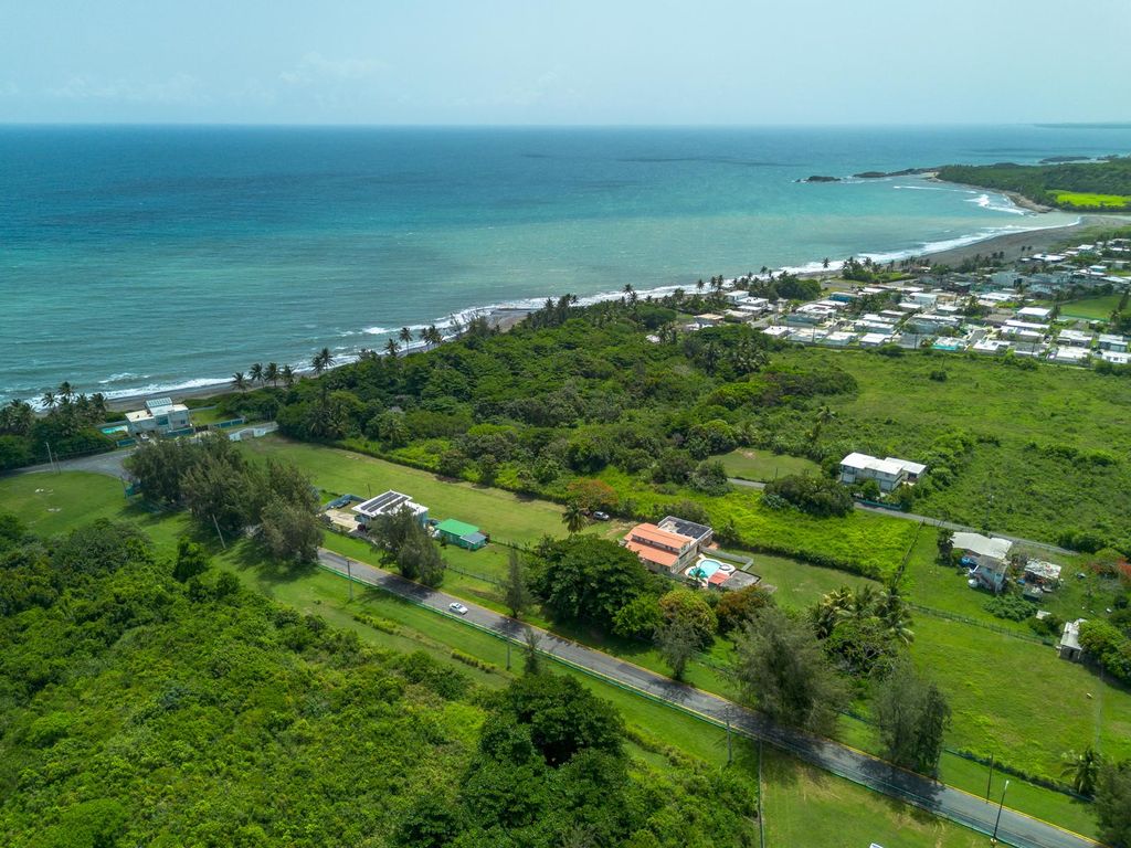 Carr 681 Km, 15.5, Palmas Altas Barceloneta 00617 PR