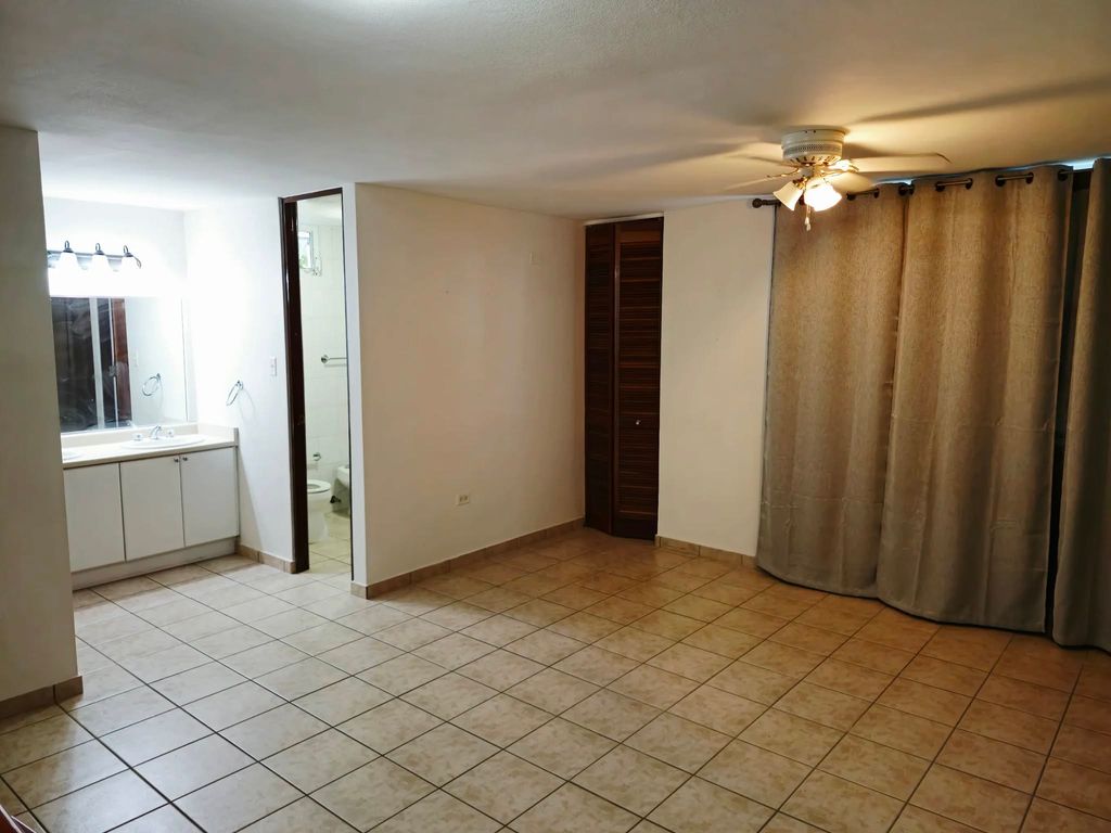 26g, C. Real Vega Alta 00692 PR