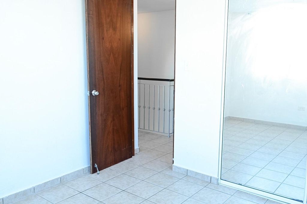 26G, Urb Las Palmas De Cerro Gordo Vega Alta 00692 PR