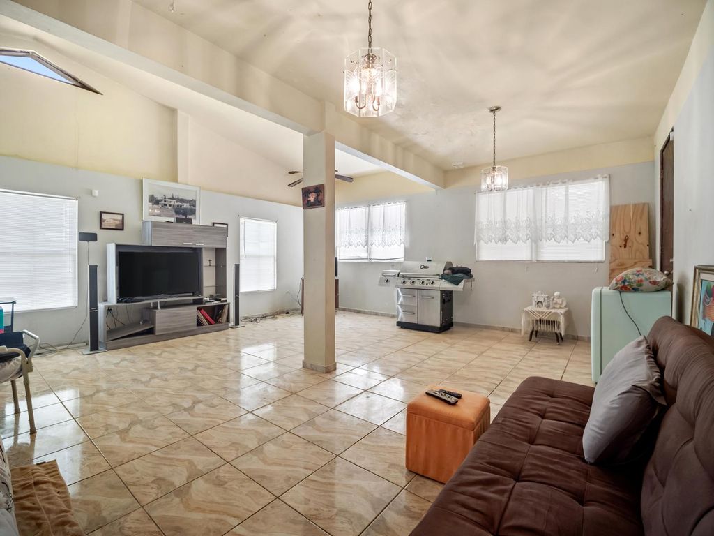 Carr 681 Km, 15.5, Palmas Altas Barceloneta 00617 PR