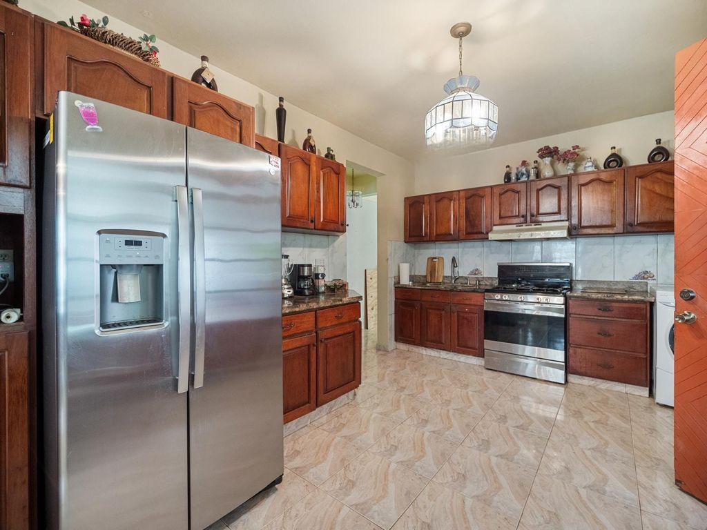 Carr 681 Km, 15.5, Palmas Altas Barceloneta 00617 PR