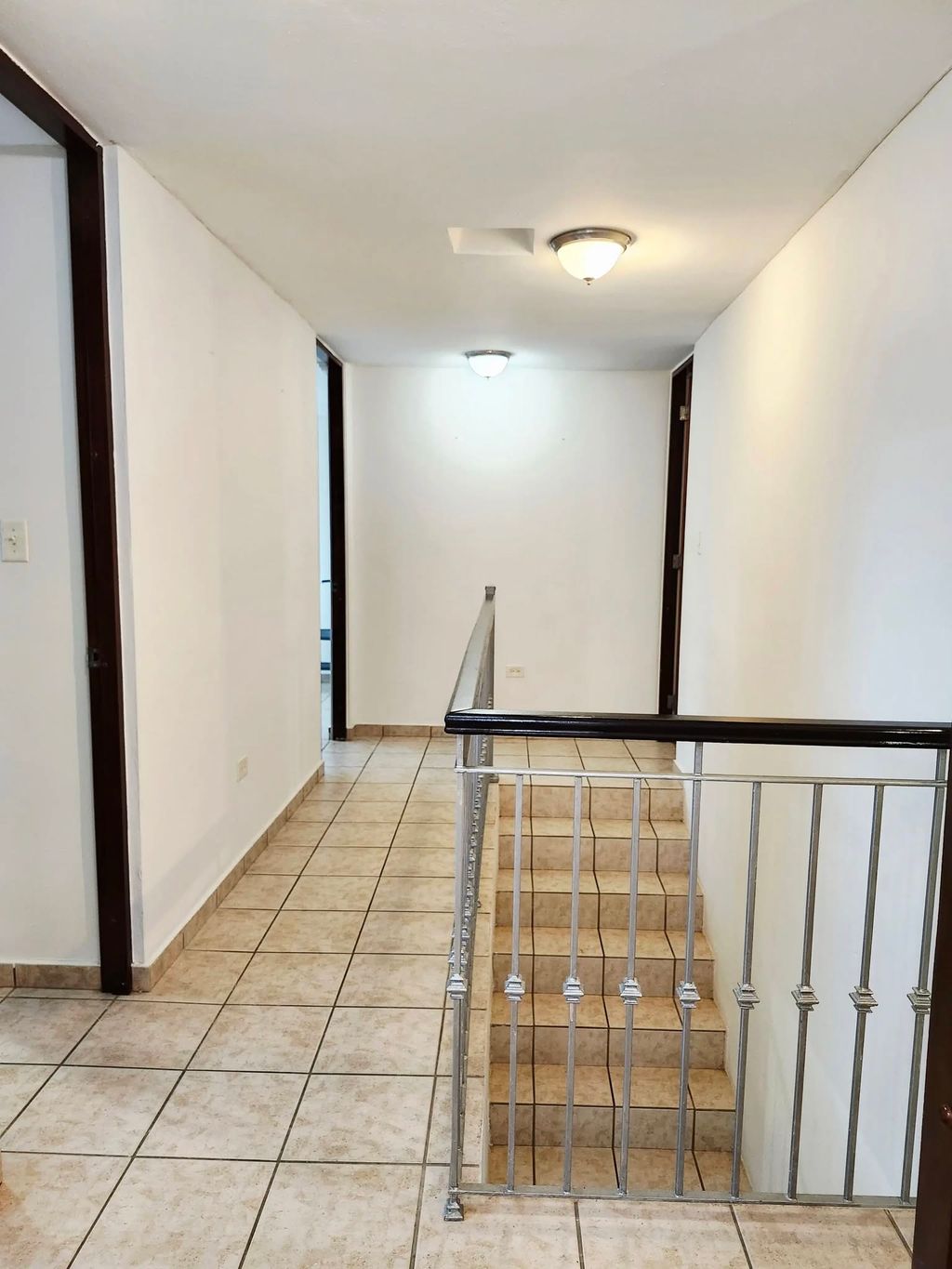 26g, C. Real Vega Alta 00692 PR