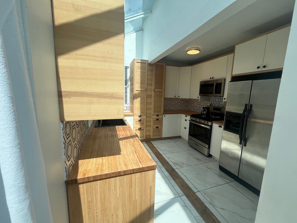 Skyview, Bo Calvache Valle Escondido Rincon 00677 PR