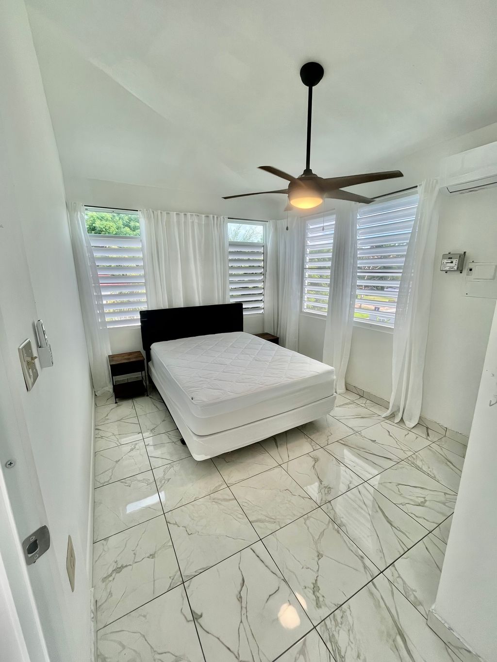 Top Twin, Sector Valle Escondido Bo Calvache Rincon 00677 PR