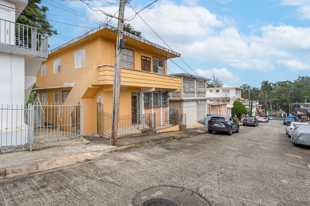 Calle 14 D9 Sector Polvorín. Cayey 00736 PR