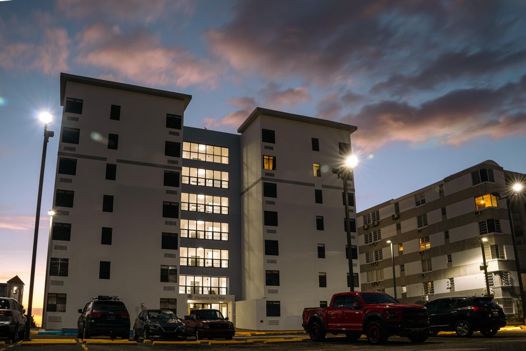 1E, Condominio Victoria Del Mar Rincon 00677 PR