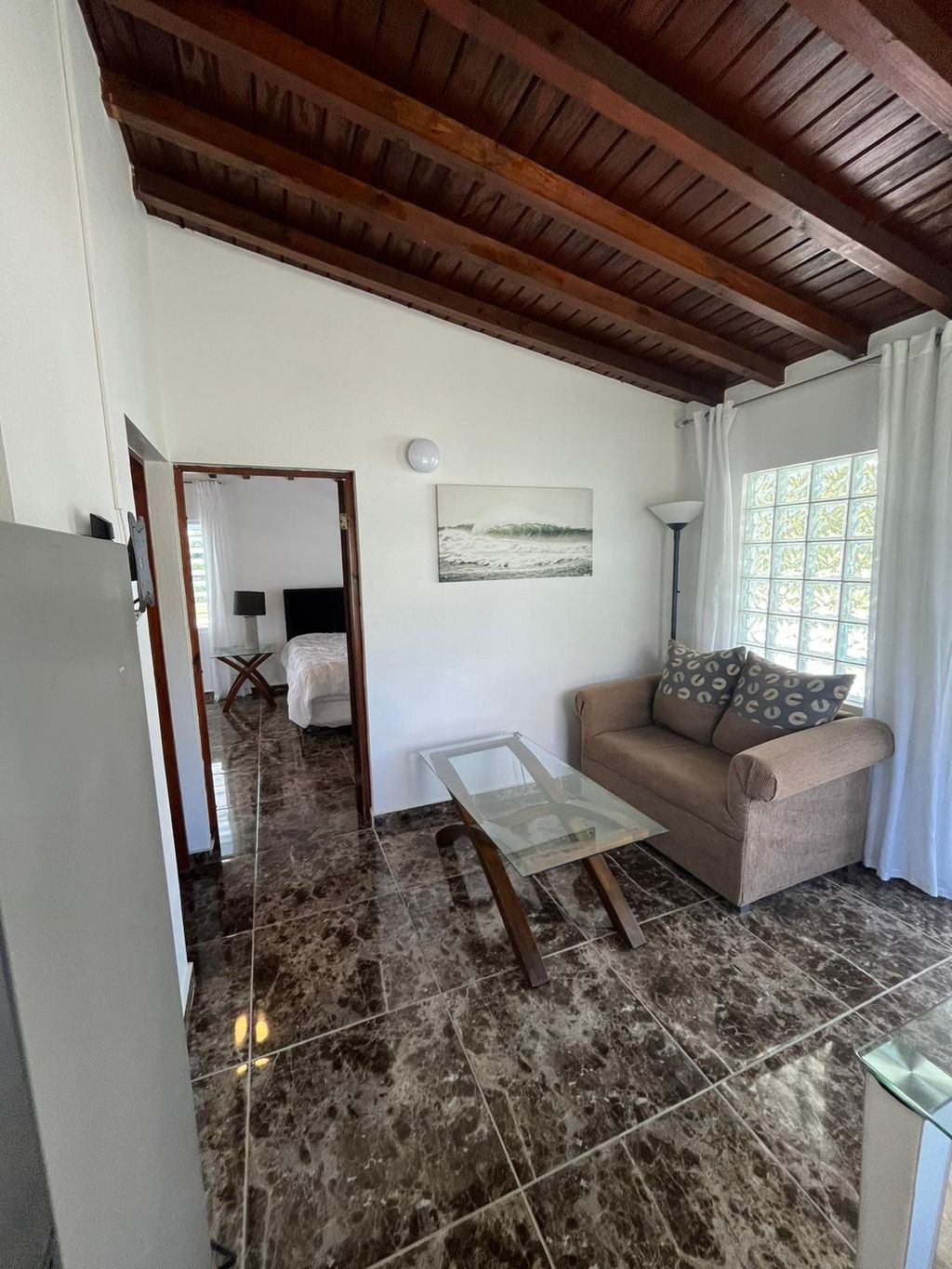 Bo Calvache- Valle Escondido Rincon 00677 PR