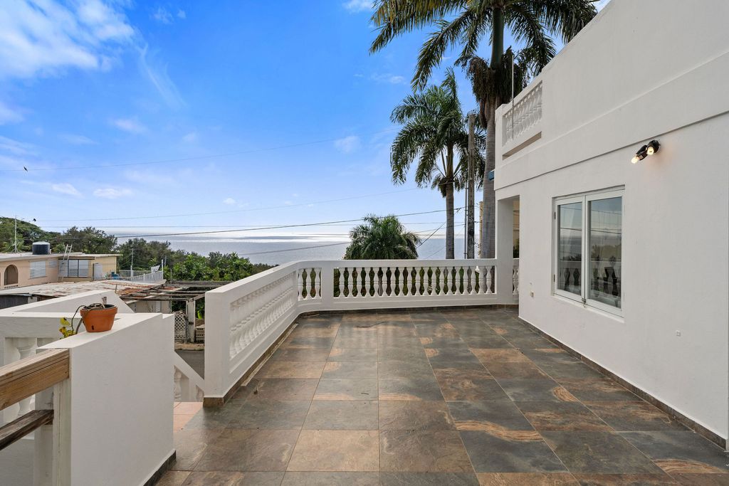 Carr 413 Int Calle Vista Nuclear Rincon 00677 PR