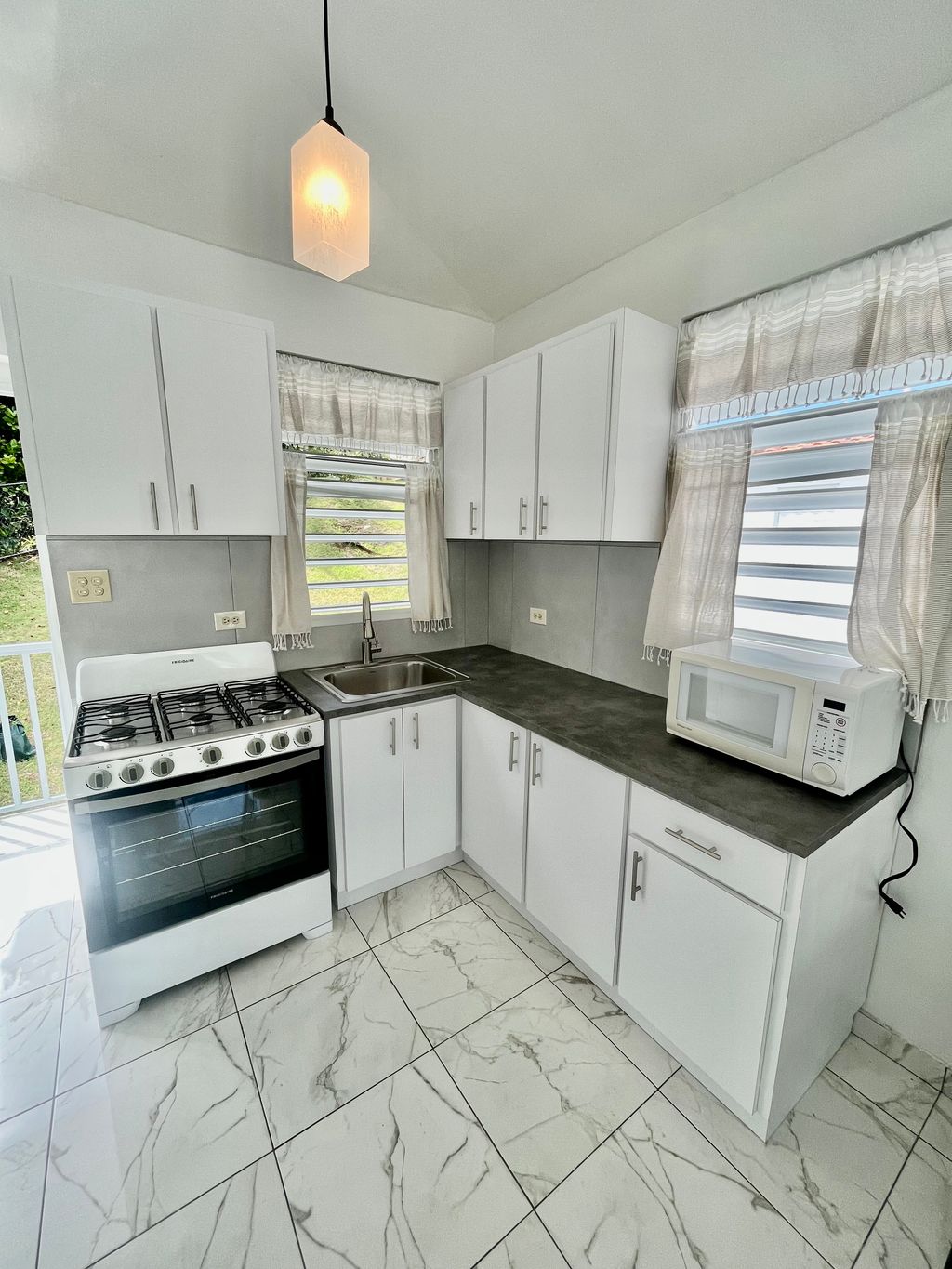 Top Twin, Sector Valle Escondido Bo Calvache Rincon 00677 PR