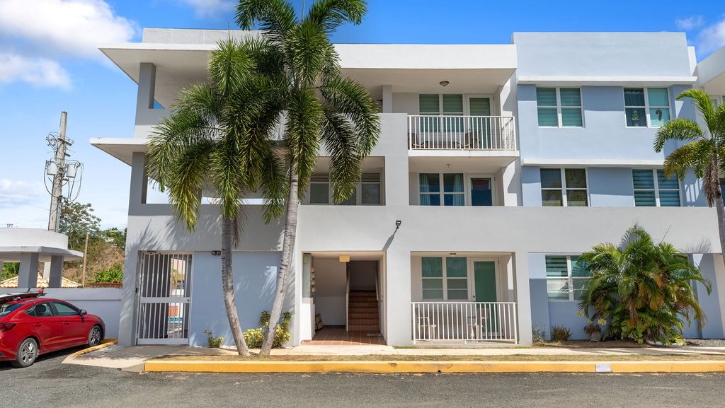 Condo Coconut Court 101 Rincon 00677 PR