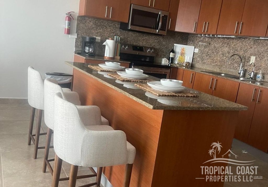 6FN, Carr 115, Km 19.8, Condominio Mar Azul Aguada 00602 PR