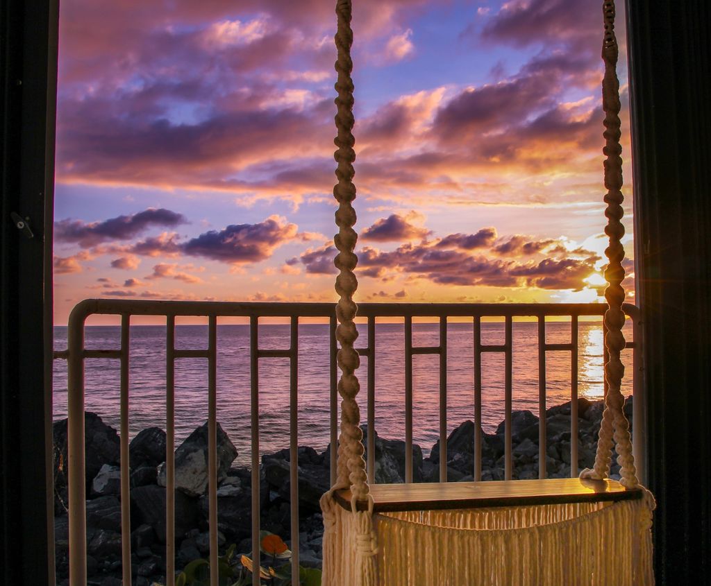 1E, Condominio Victoria Del Mar Rincon 00677 PR