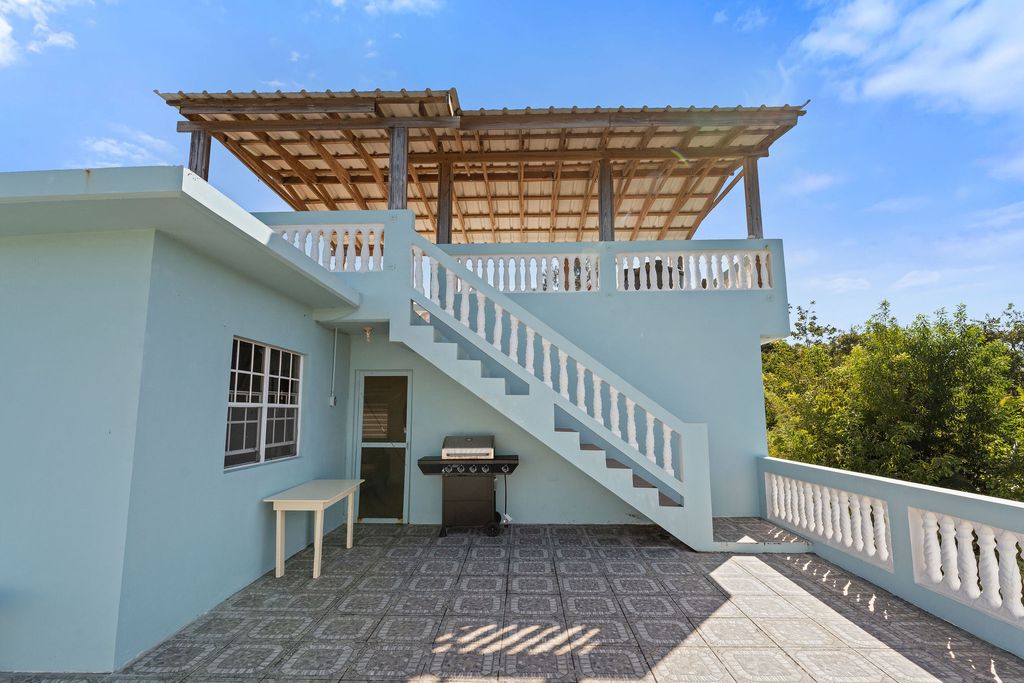 Bo Puntas- Carr 413 3.3 Int Calle Vista Linda, Rin Rincon 00677 PR