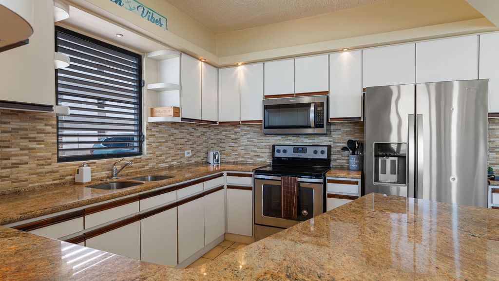 1E, Condominio Victoria Del Mar Rincon 00677 PR