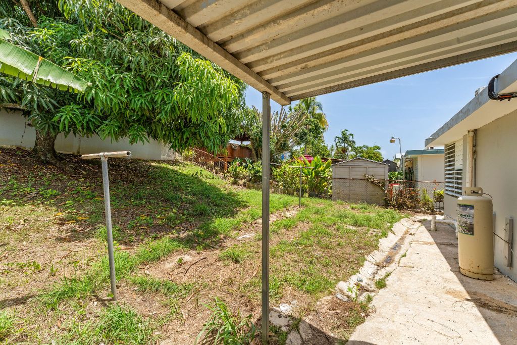 Bo Asomante- Urb San Jose, Aguada - 28