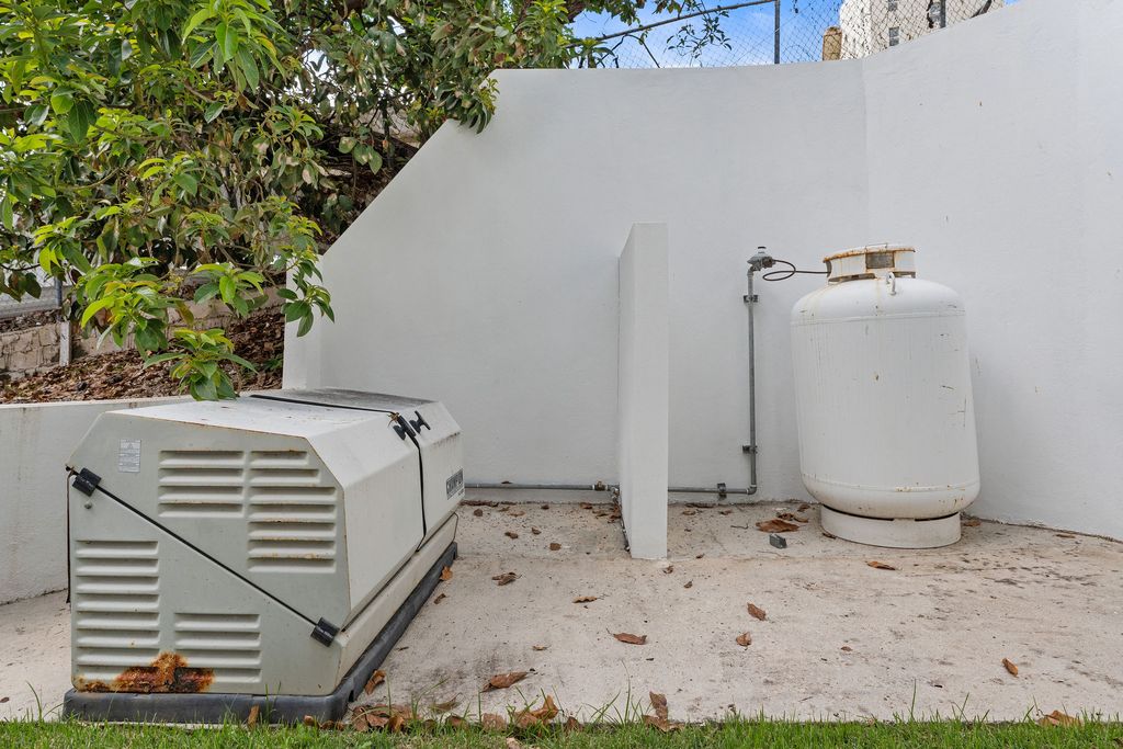 Carr 413 Int Calle Vista Nuclear Rincon 00677 PR