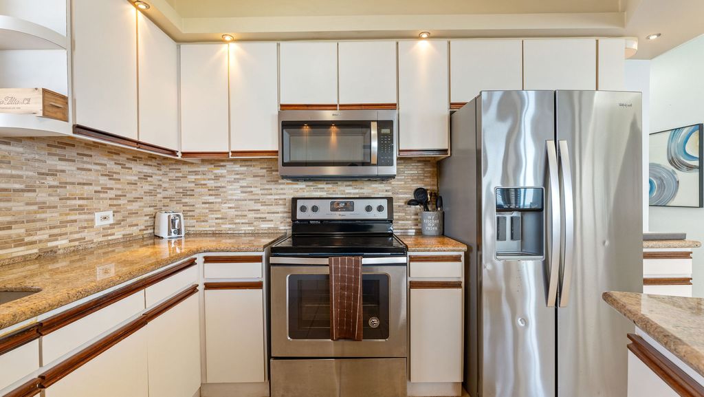 1E, Condominio Victoria Del Mar Rincon 00677 PR