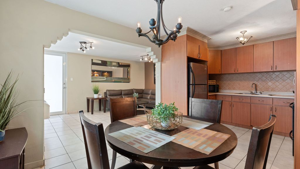 Condo Coconut Court 101 Rincon 00677 PR