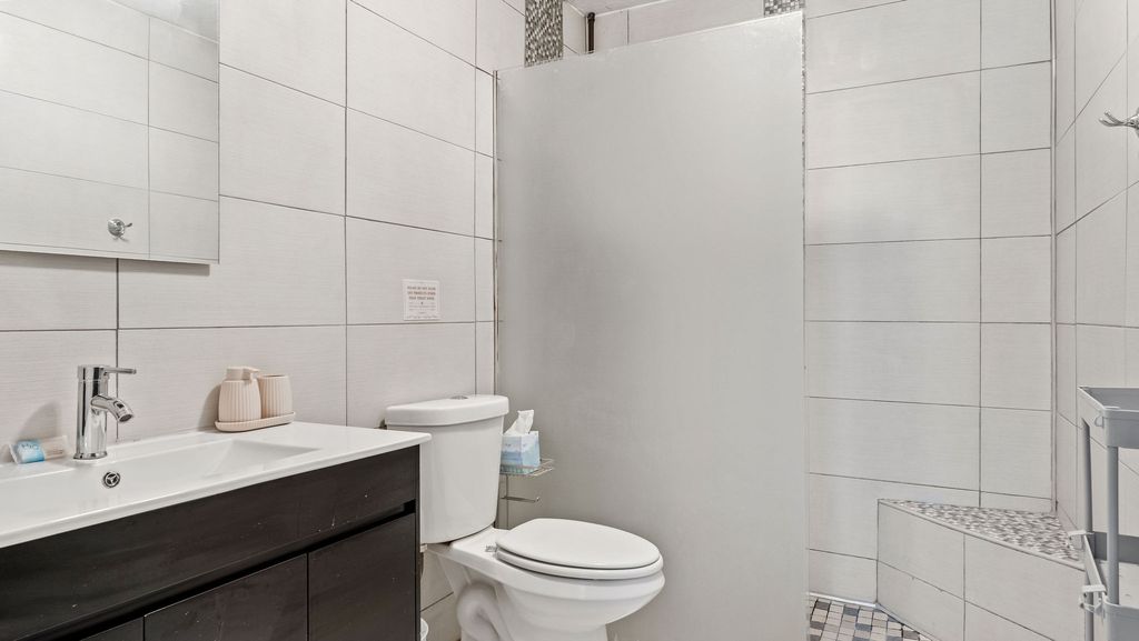 1 H, Condominio Costa Corcega Apt 1h- Bo Corcega Rincon Rincon 00677 PR