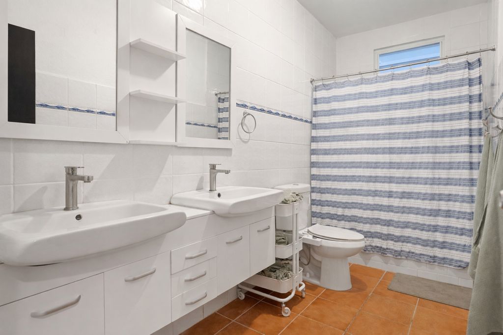 Carr 413 Int Calle Vista Nuclear Rincon 00677 PR