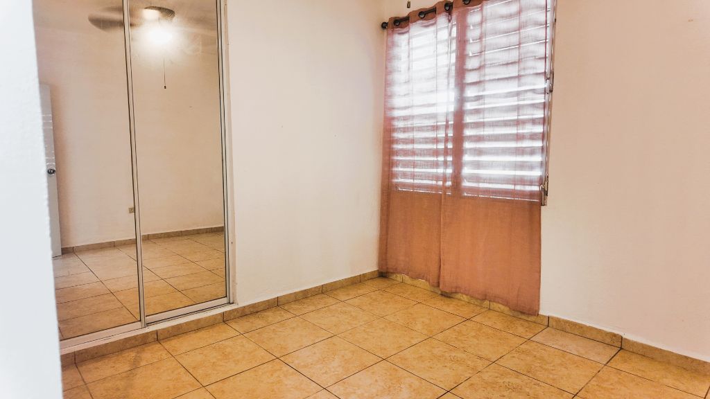Urbanizacion Montemar, Calle B # 75, Aguada - 8