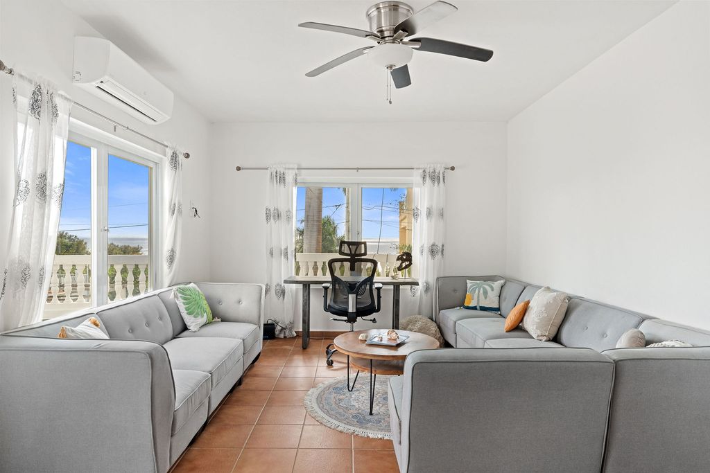 Carr 413 Int Calle Vista Nuclear Rincon 00677 PR