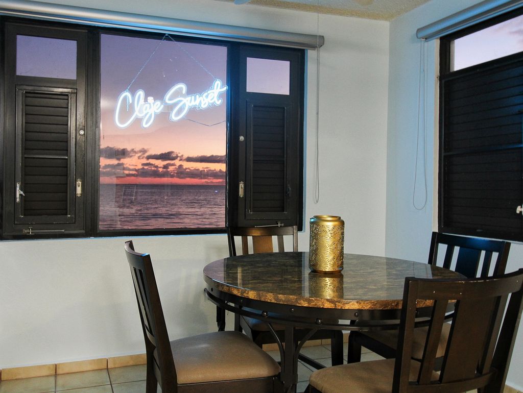 1E, Condominio Victoria Del Mar Rincon 00677 PR