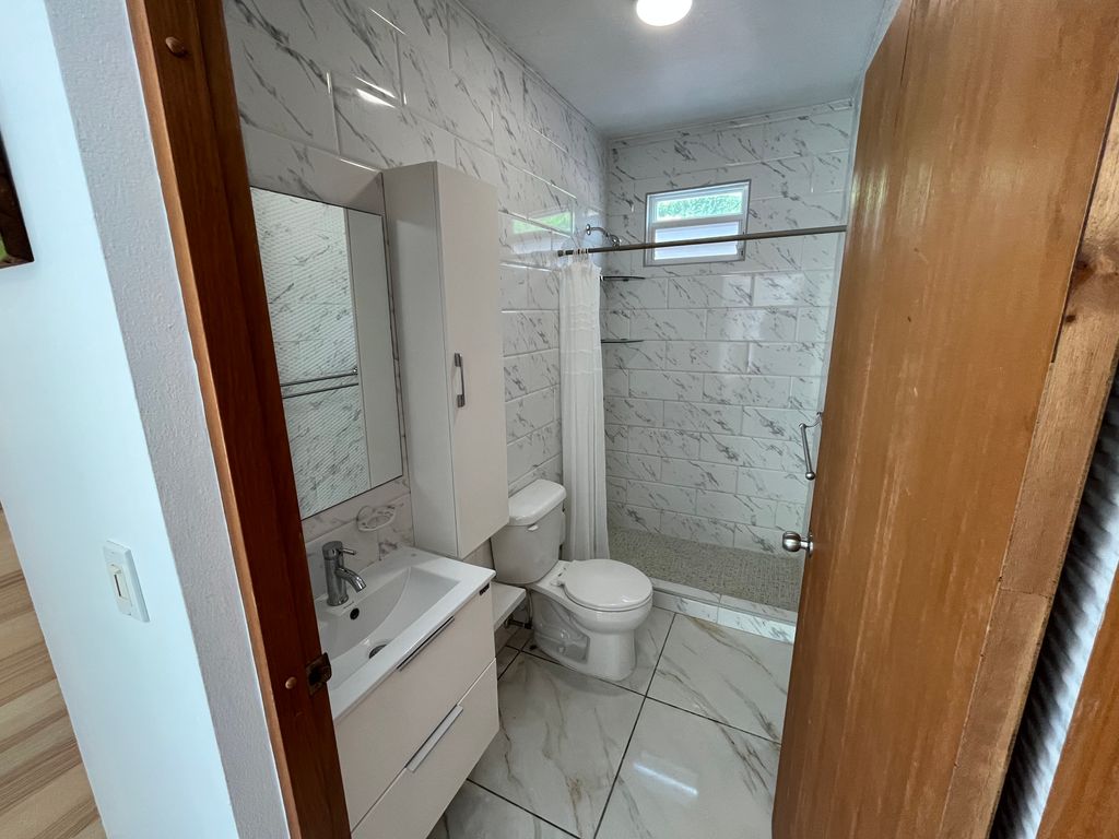 Skyview, Bo Calvache Valle Escondido Rincon 00677 PR