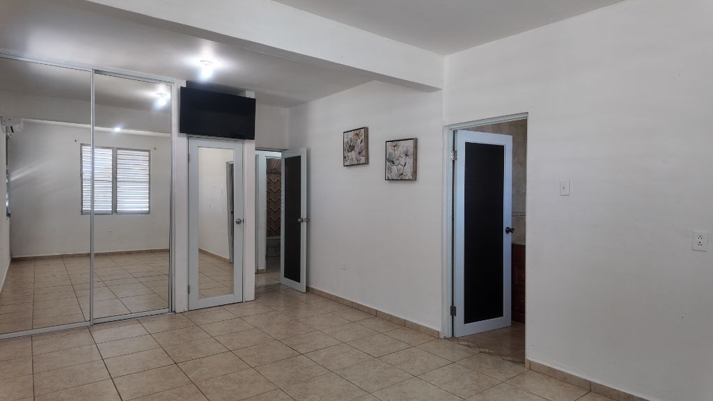 Urbanizacion Montemar, Calle B # 75, Aguada - 12