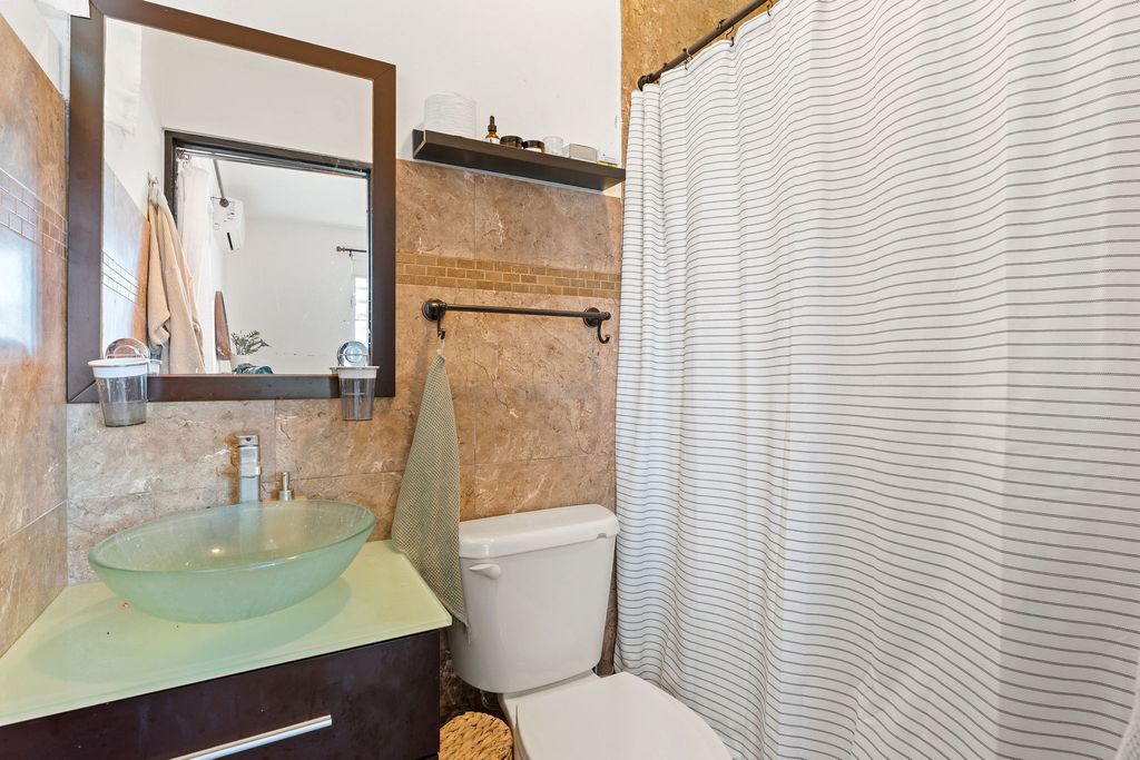 Carr 413 Int Calle Vista Nuclear Rincon 00677 PR