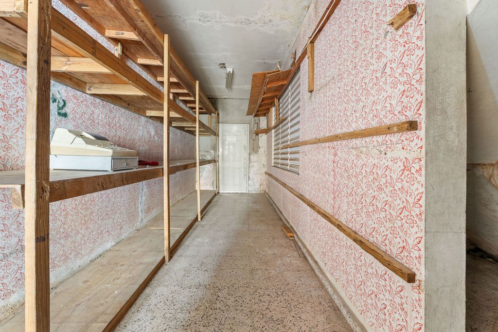 Calle La Paz  Bo Pueblo Aguada 00602 PR