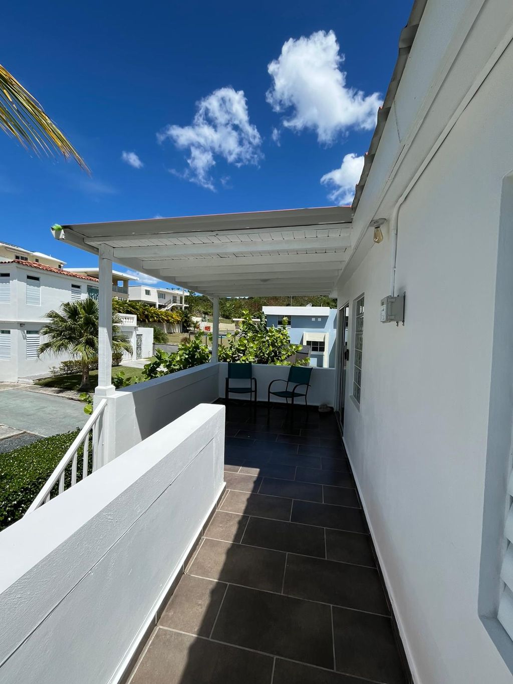 Bo Calvache- Valle Escondido Rincon 00677 PR
