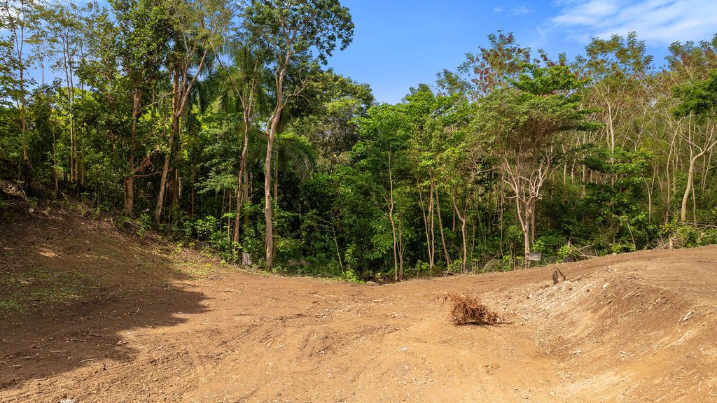 Bo Pueblo Carr 412 Km Hm 0.7 Rincon 00677 PR