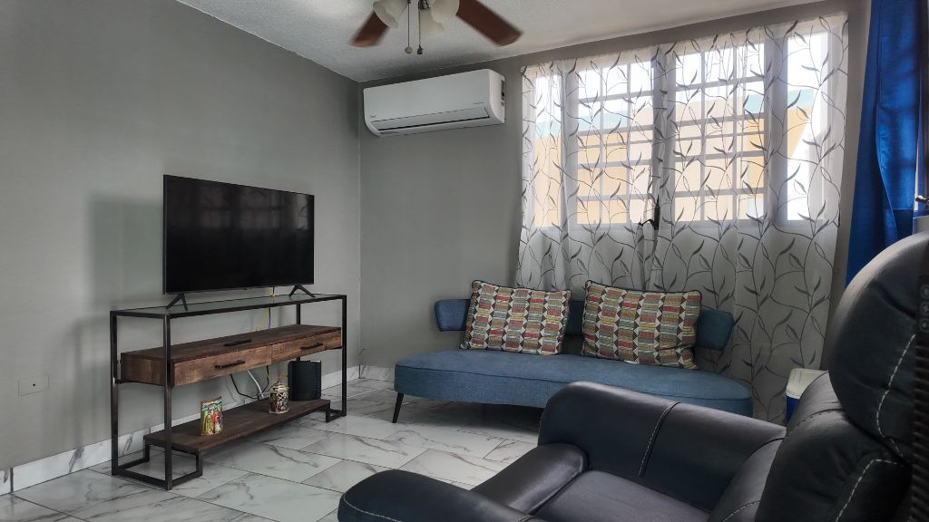Urb Medina, Calle 5 F 23, Isabela - 2