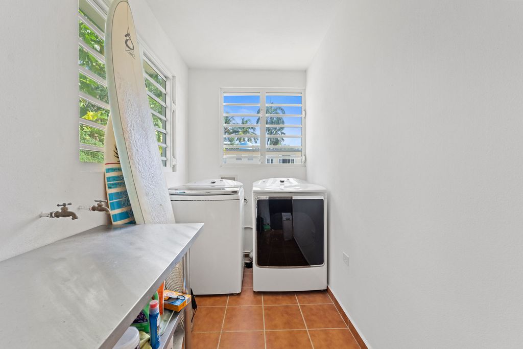 Carr 413 Int Calle Vista Nuclear Rincon 00677 PR