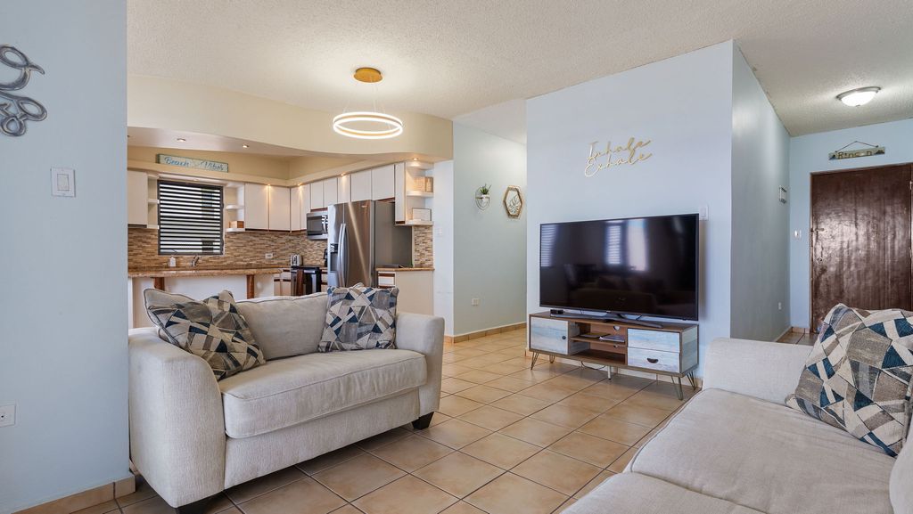 1E, Condominio Victoria Del Mar Rincon 00677 PR