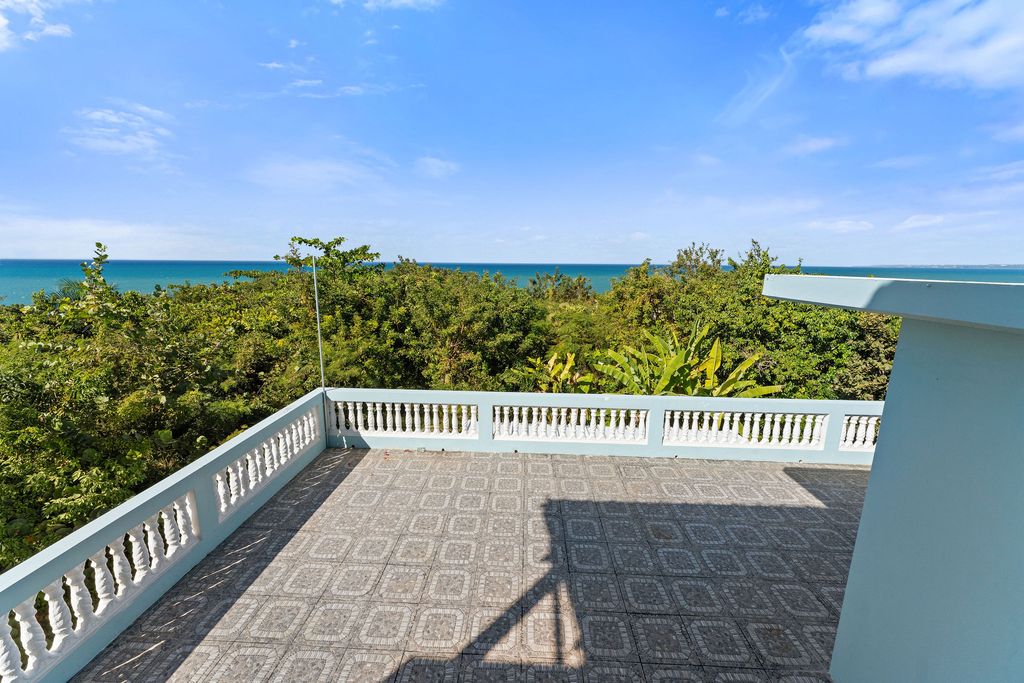 Bo Puntas- Carr 413 3.3 Int Calle Vista Linda, Rin Rincon 00677 PR