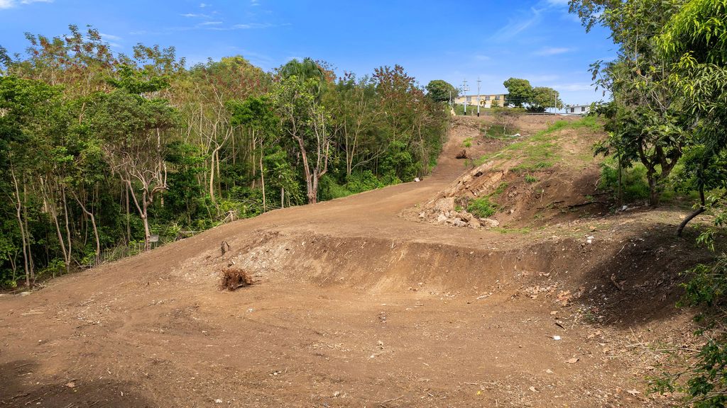 Bo Pueblo Carr 412 Km Hm 0.7 Rincon 00677 PR