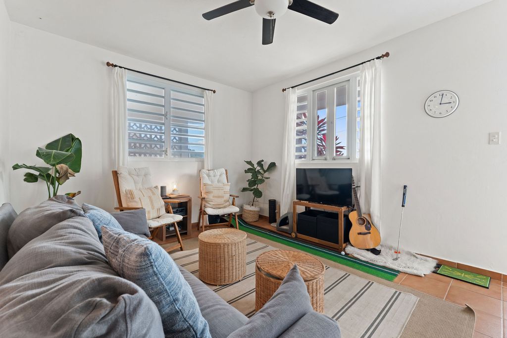 Carr 413 Int Calle Vista Nuclear Rincon 00677 PR