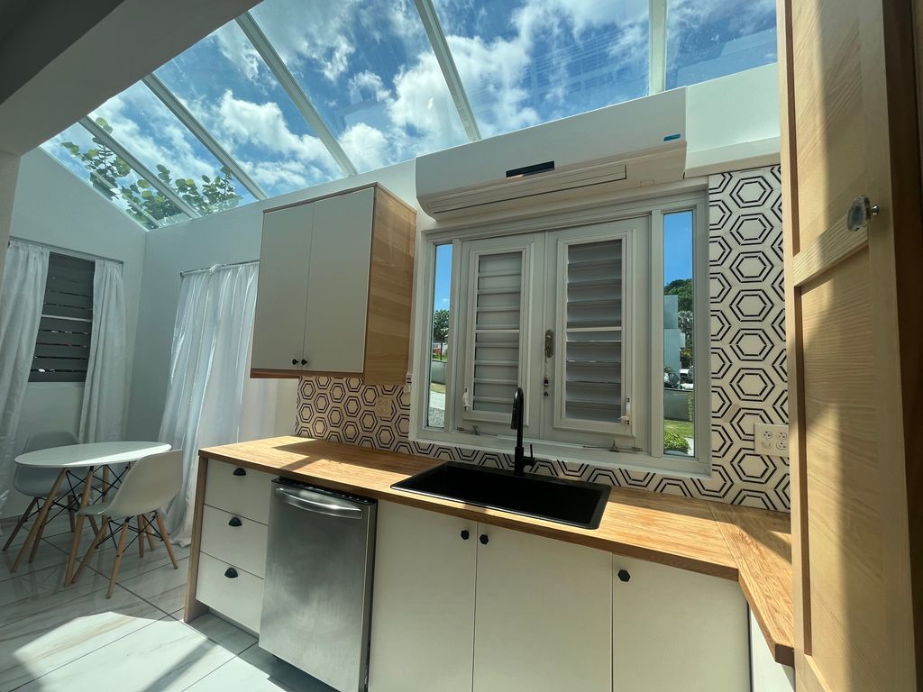 Skyview, Bo Calvache Valle Escondido Rincon 00677 PR