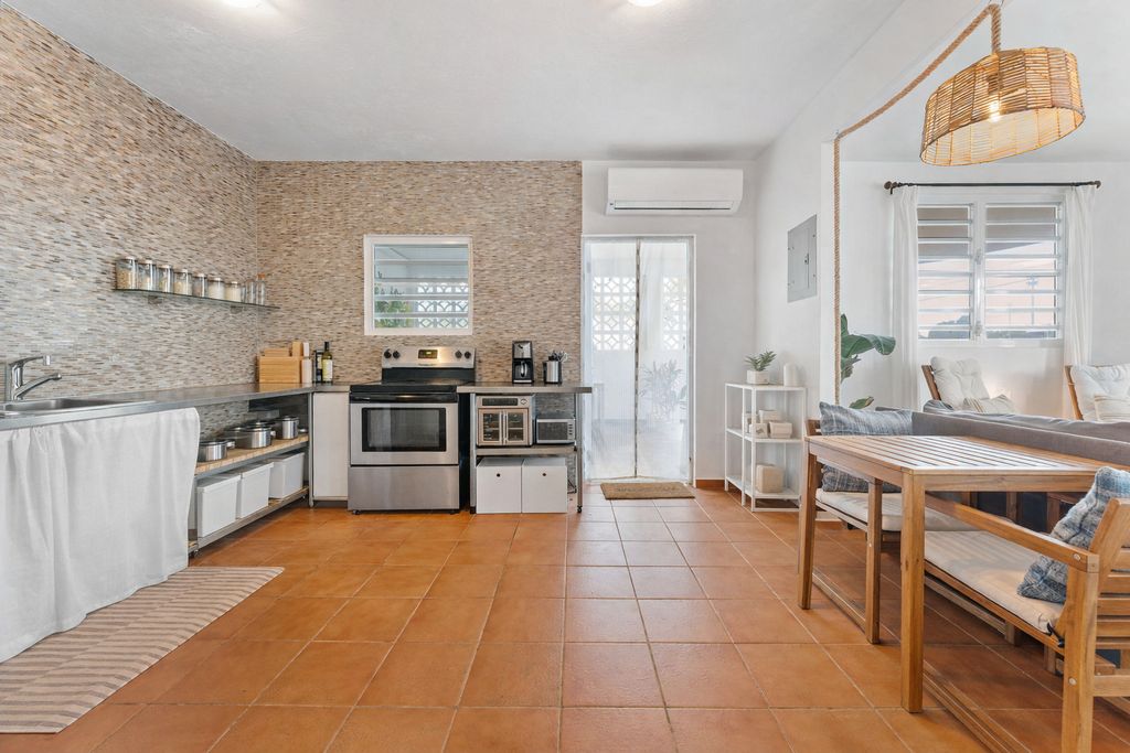 Carr 413 Int Calle Vista Nuclear Rincon 00677 PR